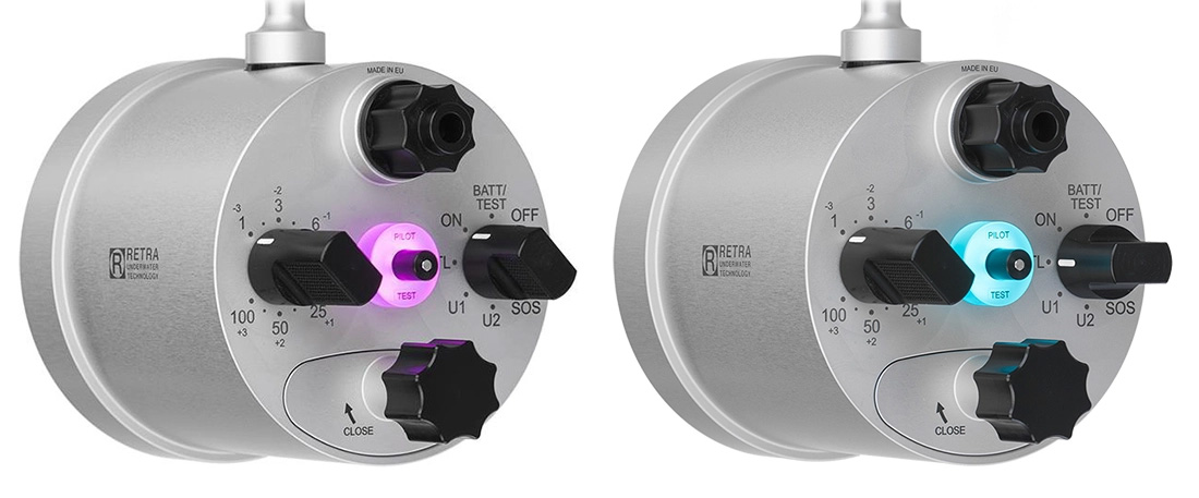 The Retra Prime’s LED indicator light position in center will display which shooting mode the strobe has been set on. In the image above, the magenta illumination (left) signifies that the strobe is set on it manual, whereas the cyan color (right) confirms the strobe is in TTL mode.