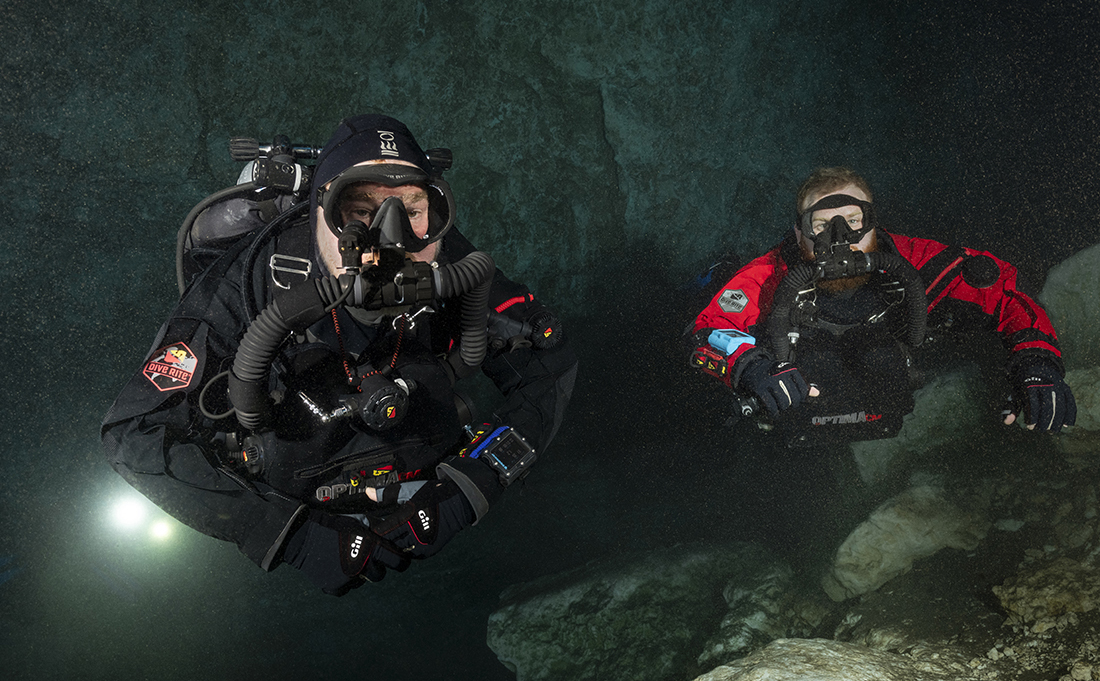 Lamar and Jared Hires on Optima CM rebreathers. The Optima CM was the brainchild of Dive Rite’s founder Lamar Hires who has decades of experience in cave diving. Lamar wanted a CCR system that was not applicable for serious cave diving but also for a wider range of diving possibilities that can involve using a CCR.